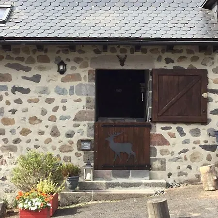 La Grange Du Cerf * Mandailles-Saint-Julien